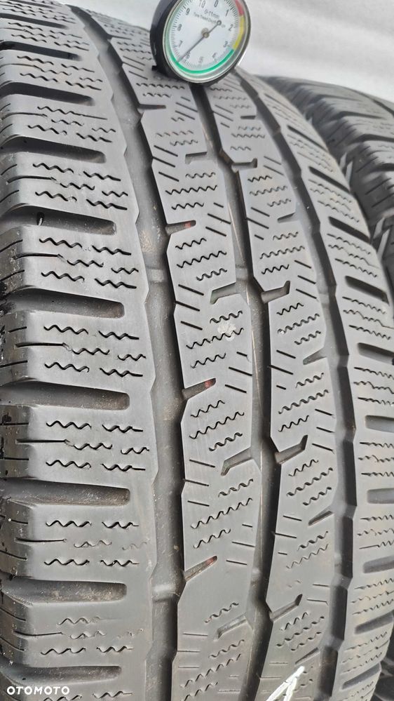 Opony Zimowe 225/60/16C Toyo 4szt 6mm - 4