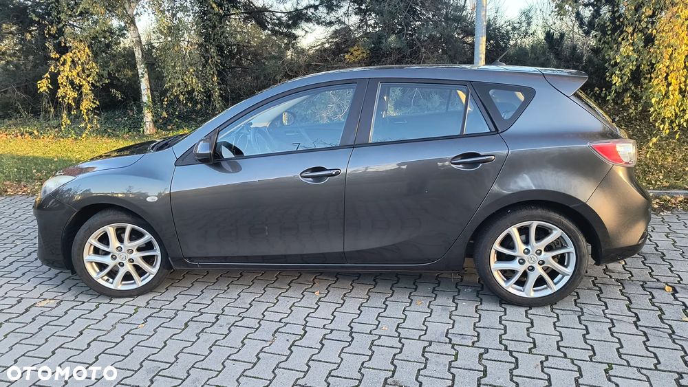 Mazda 3 1.6 Navi + - 4