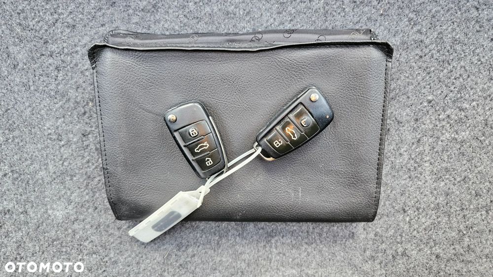 Audi A4 Limousine - 29