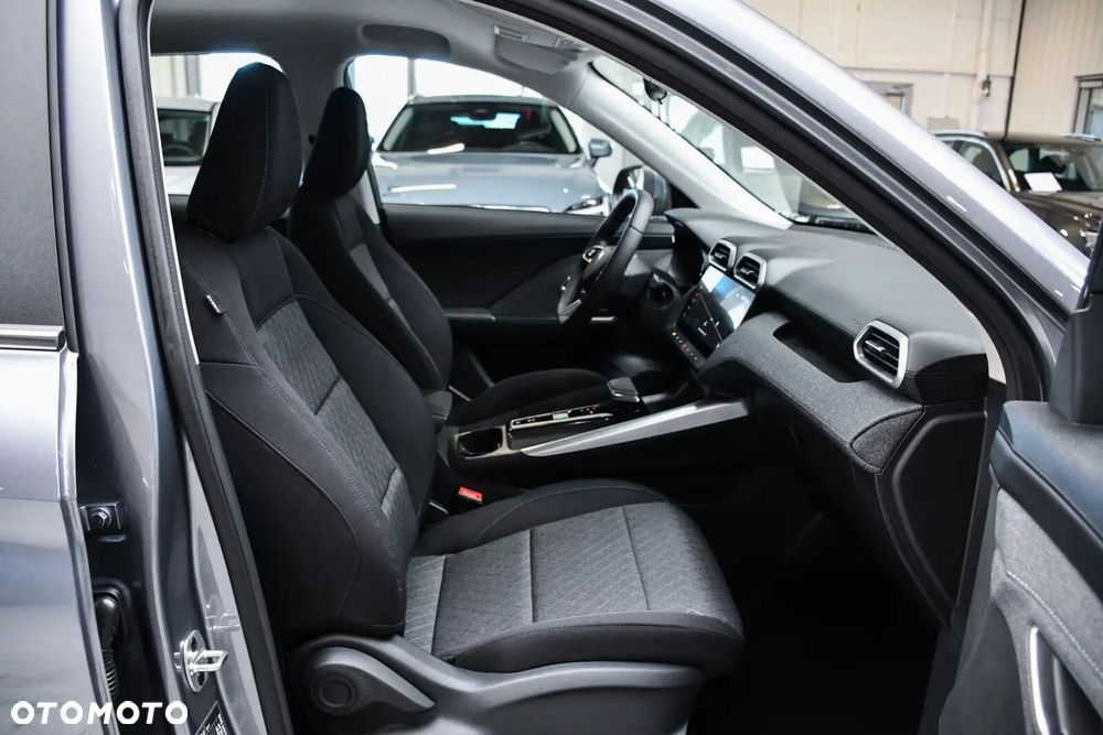 MG ZS Hybrid+ - 8