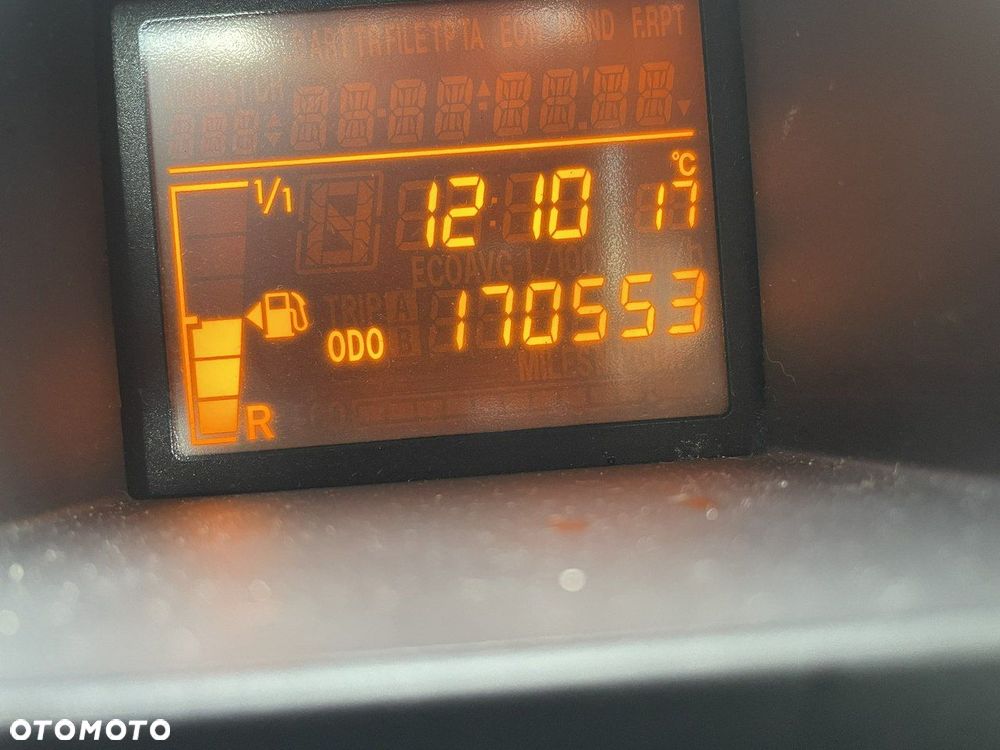 Toyota iQ 1.0 Sol - 18