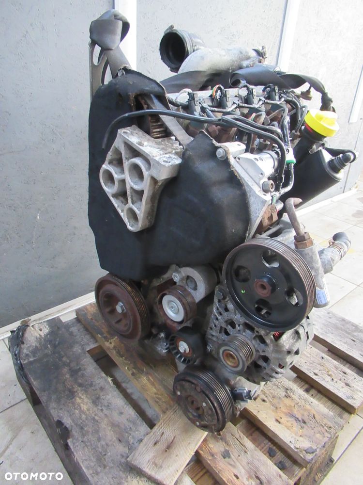 Silnik Vivaro Trafic 1.9 dci F9Q760 F9Q762 F9Q - 3