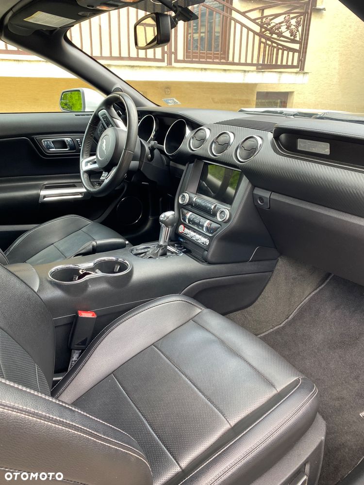 Ford Mustang 3.7 V6 - 15