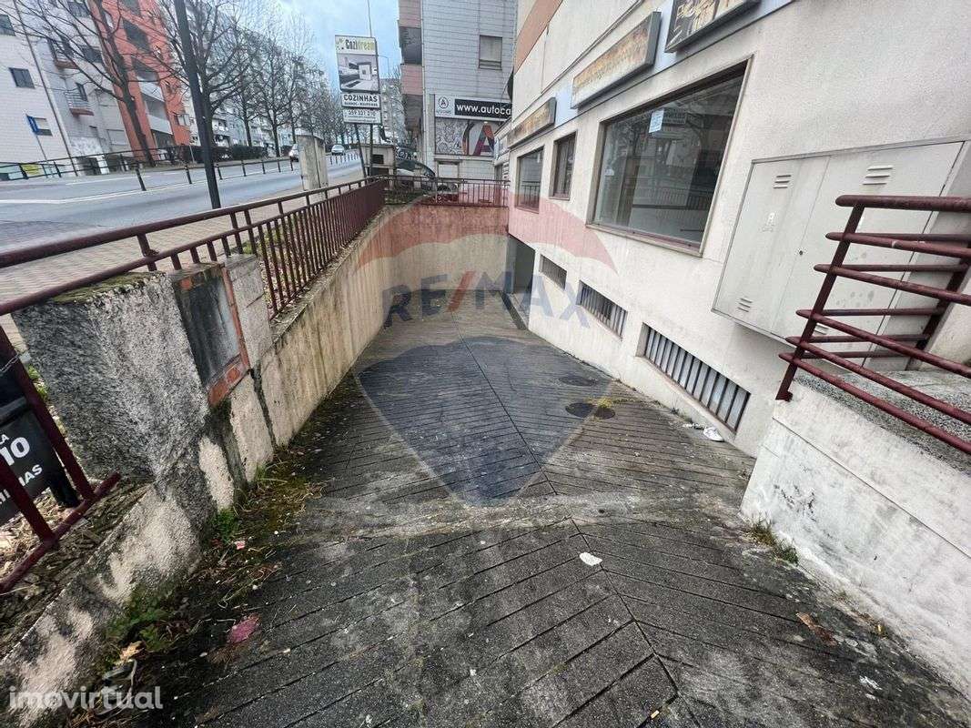 Garagem  para venda - Grande imagem: 3/17