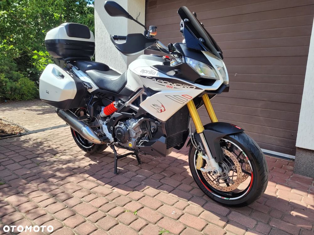 Aprilia Caponord - 8