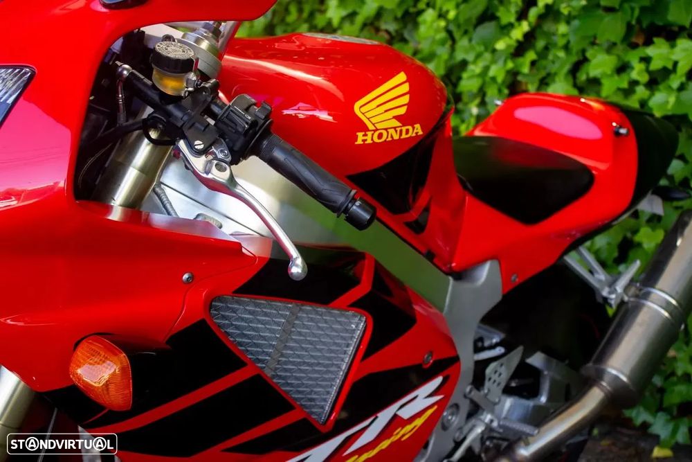 Honda VTR 1000 SP1 - 9