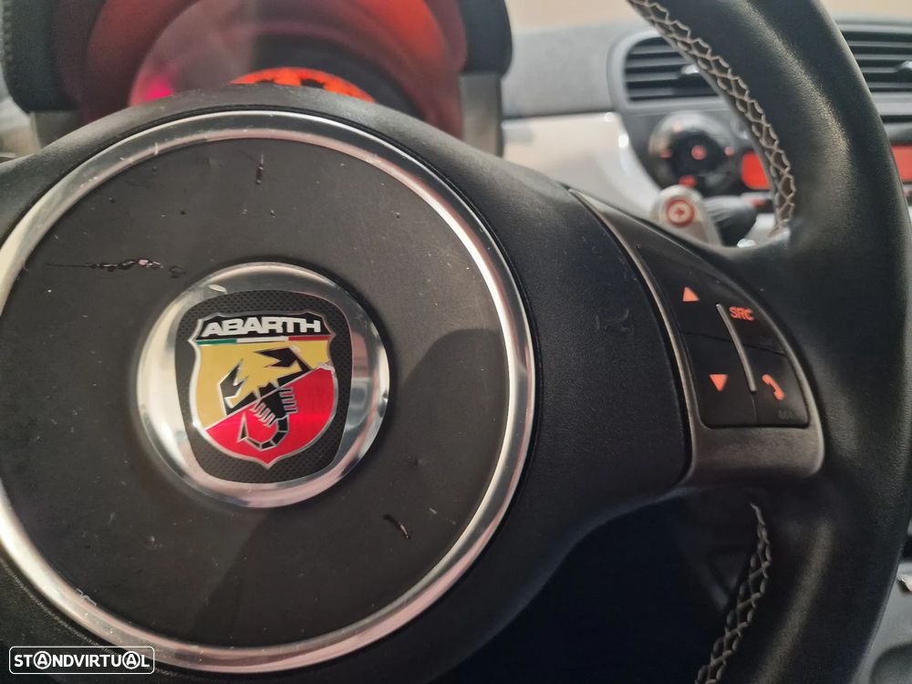 Abarth 500C 1.4 T-Jet Competizione - 26