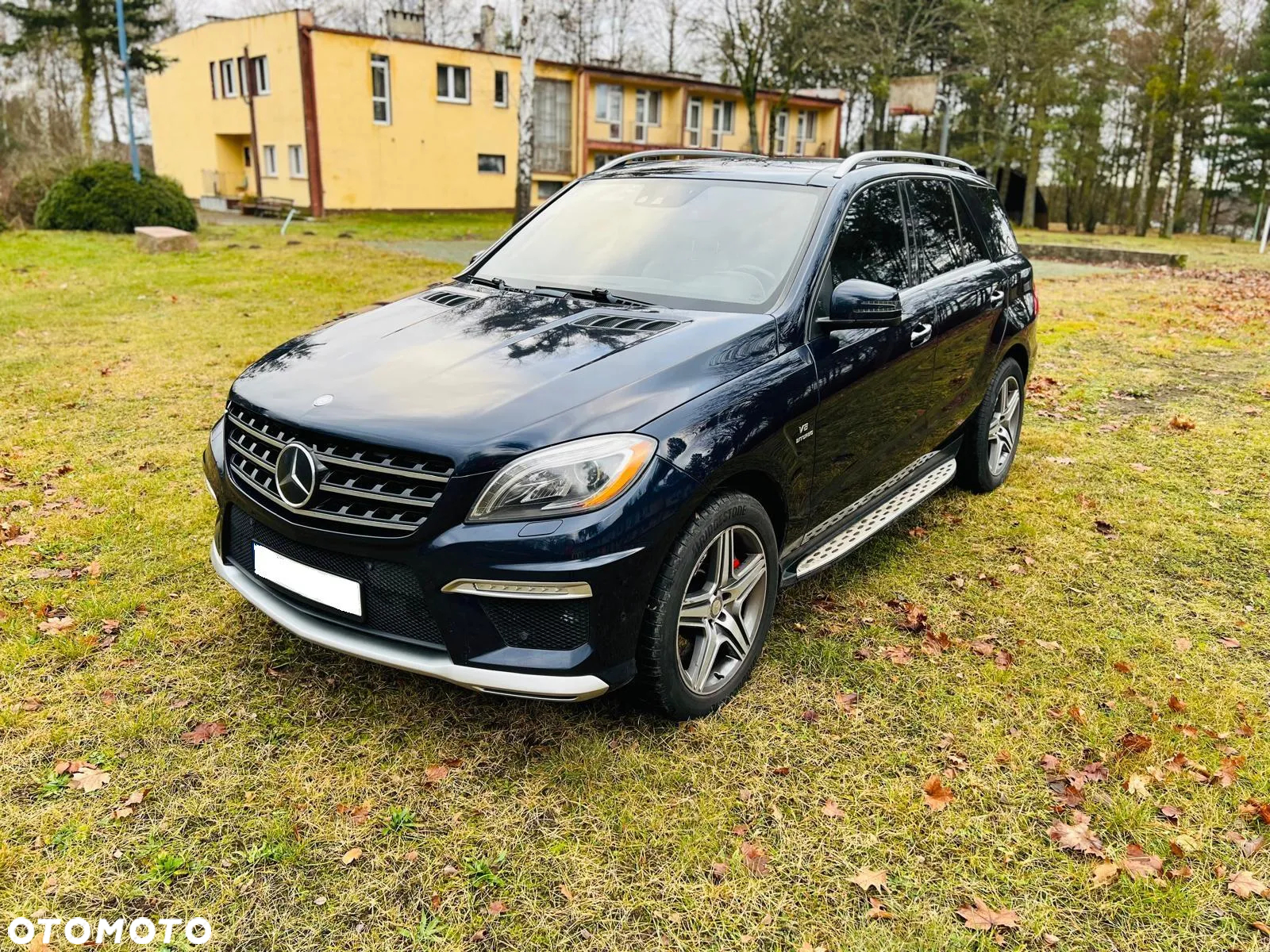Mercedes-Benz ML 63 AMG 4Matic AMG SPEEDSHIFT 7G-TRONIC AMG Performance Package - 3
