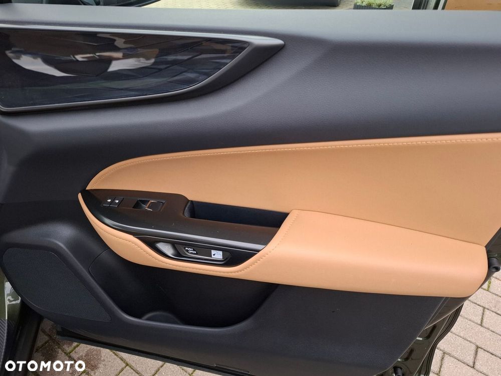 Lexus NX 350h Prestige AWD - 21