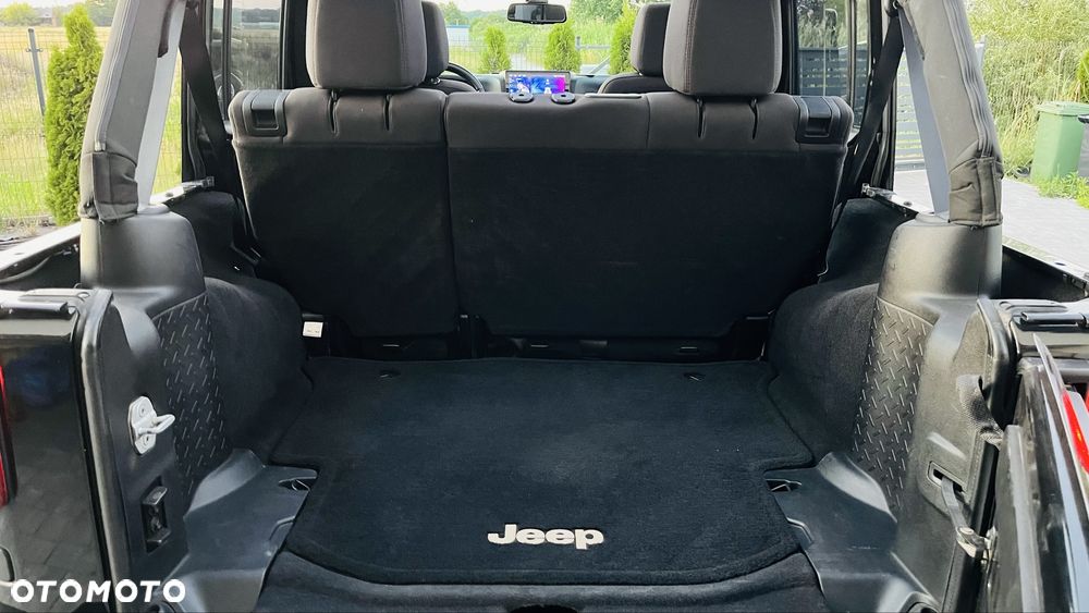 Jeep Wrangler - 6