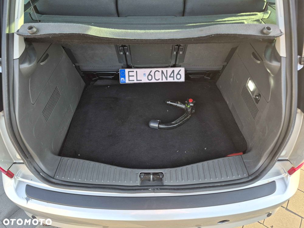 Ford Focus C-Max 2.0 Ghia - 22