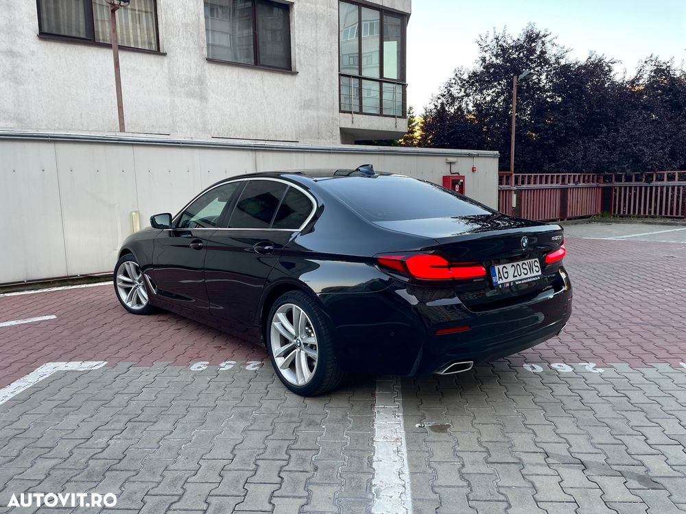 BMW Seria 5 520d Aut. Sport Line - 2