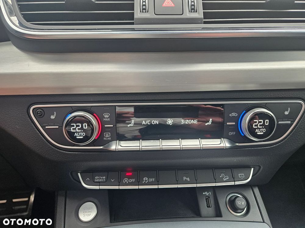 Audi Q5 45 TFSI quattro S tronic S line - 38