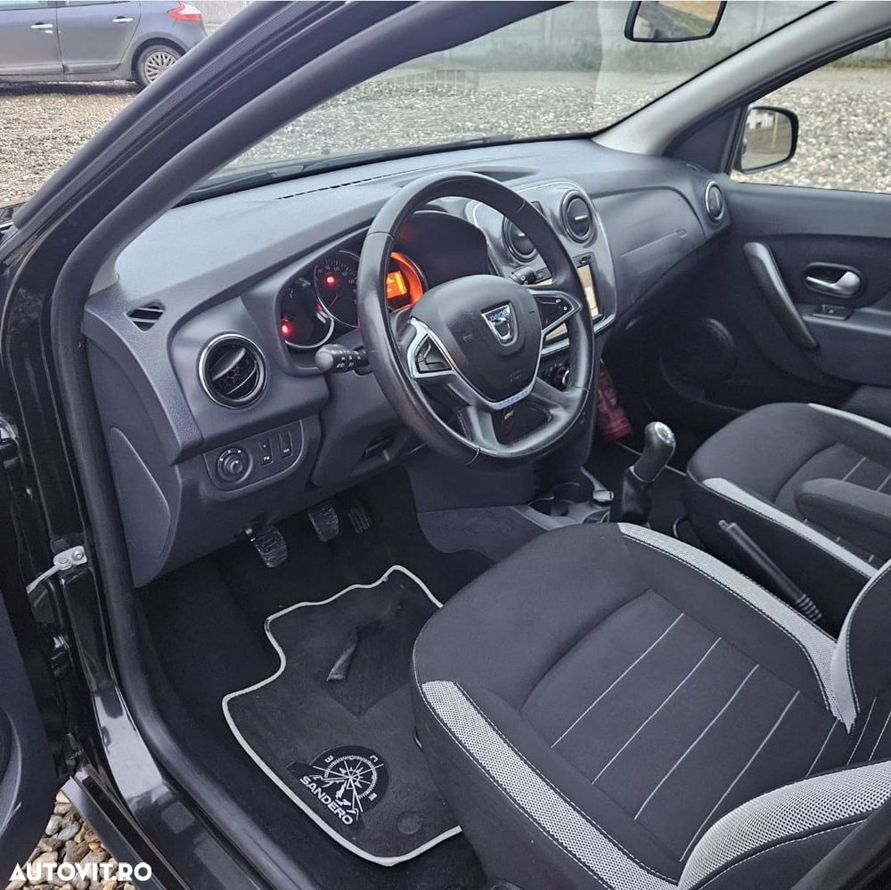 Dacia Sandero Stepway TCe 90 (S&S) Prestige - 8