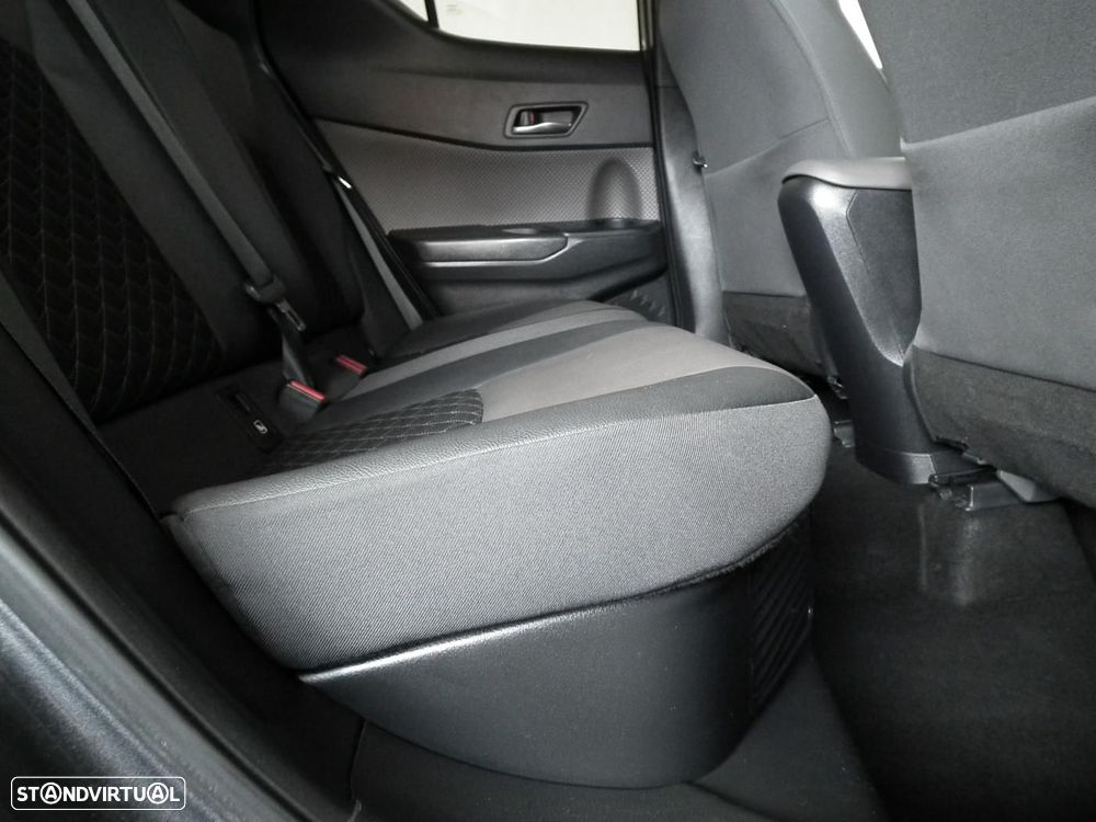 Toyota C-HR 1.8 Hybrid Exclusive - 17