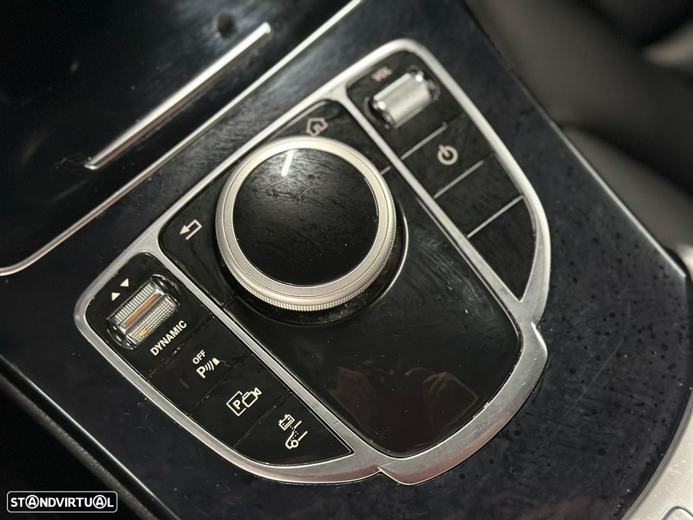 Mercedes-Benz C 300 - 16