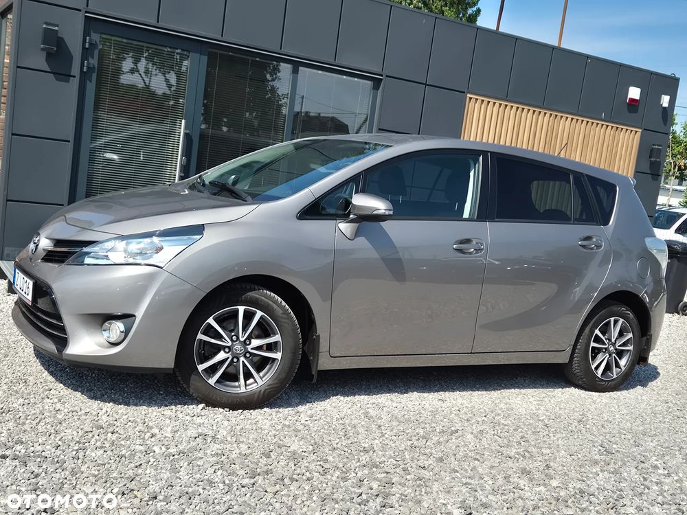 Toyota Verso 1.6 D-4D Prestige - 5