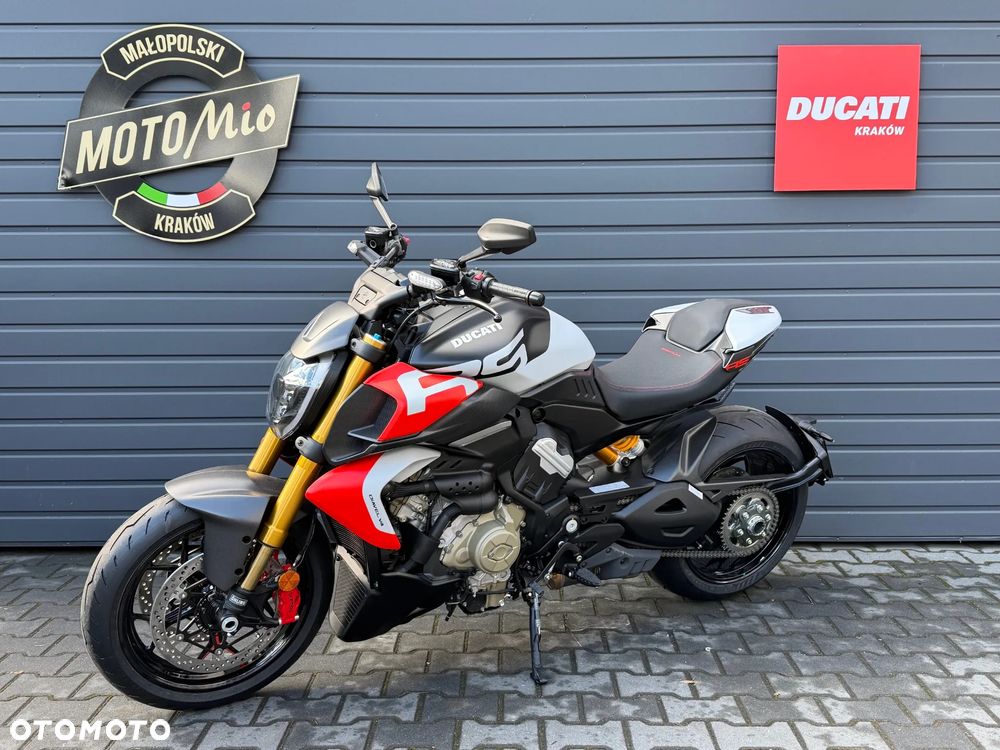 Ducati Diavel - 11