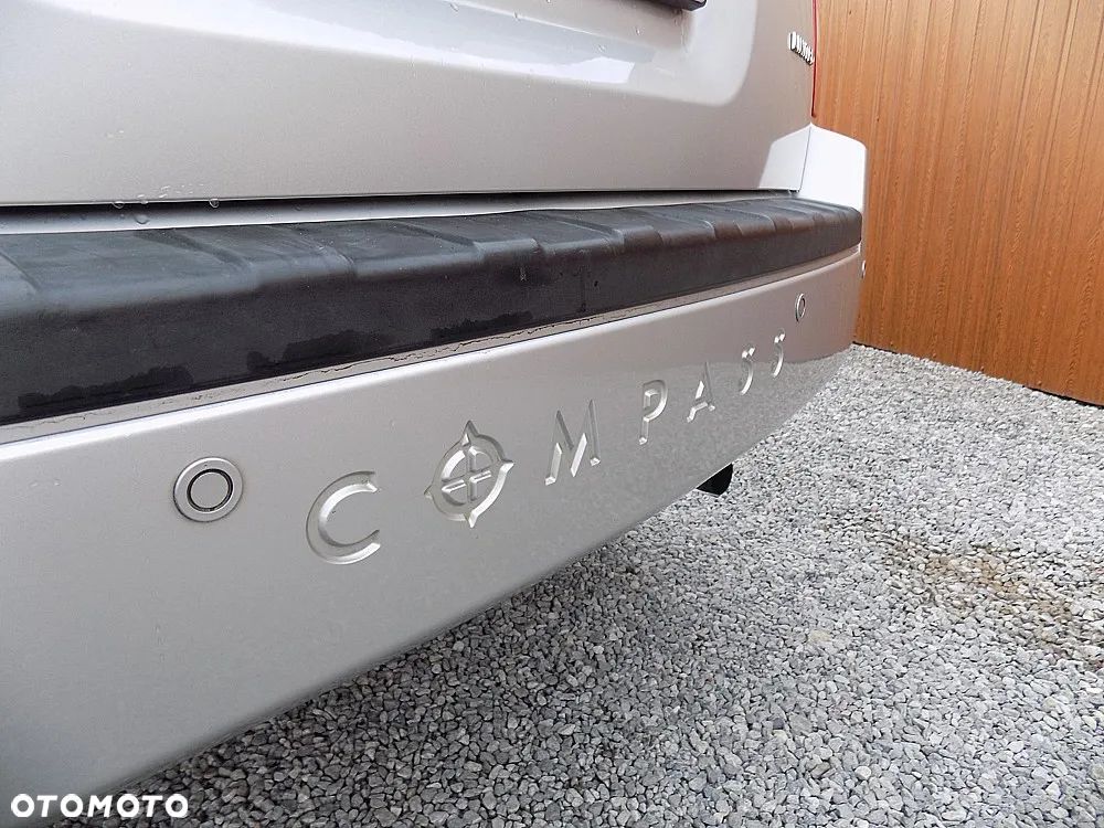 Jeep Compass 2.0 CRD DPF Limited - 24