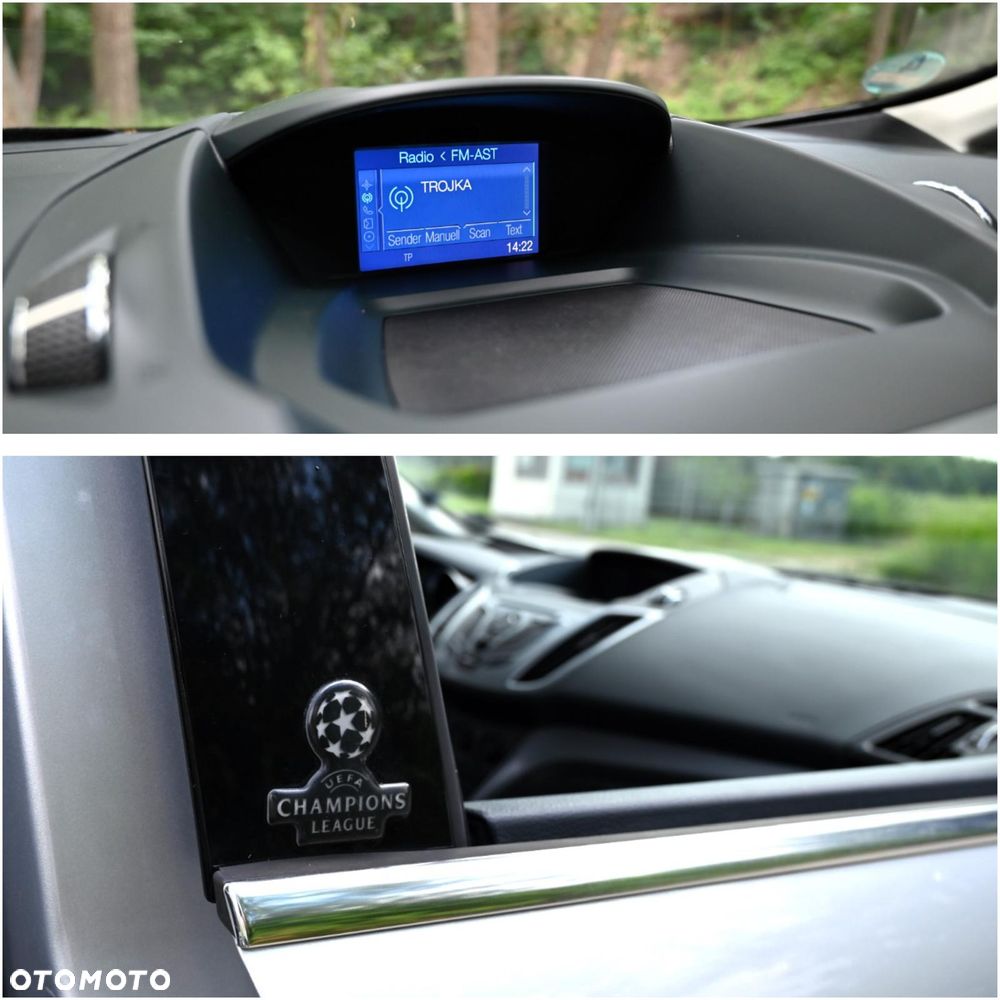 Ford Grand C-MAX - 35