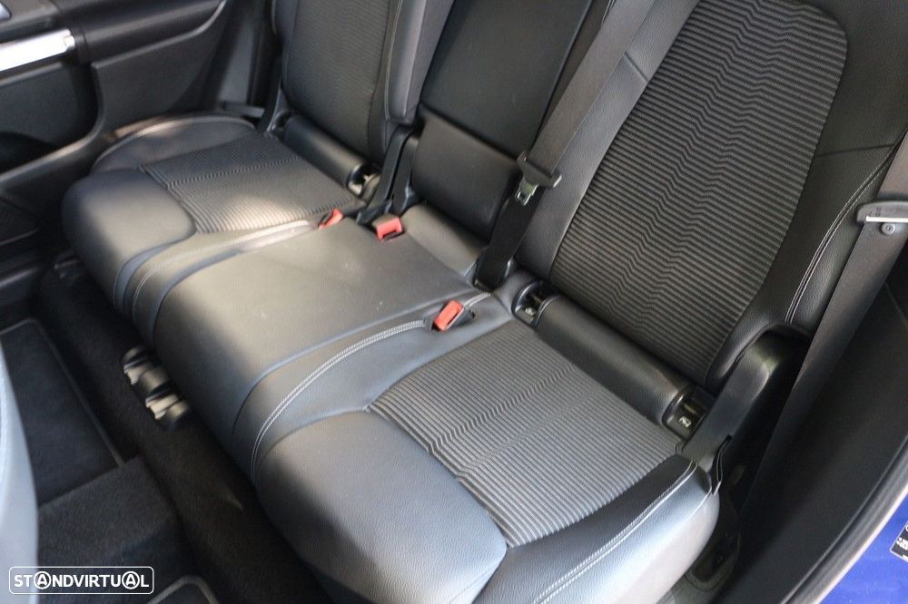 Mercedes-Benz GLB 180 d Progressive - 19