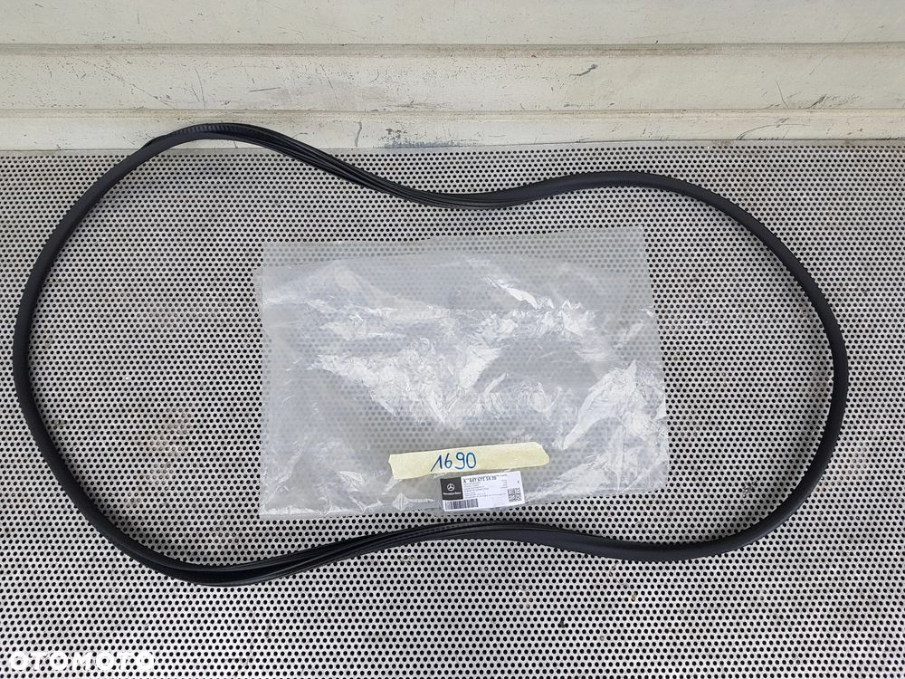 Mercedes W447 Vito Uszczelka Szyby Bocznej Tył - 3