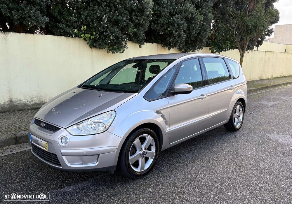Ford S-Max 1.8 TDCi Titanium 7L - 27