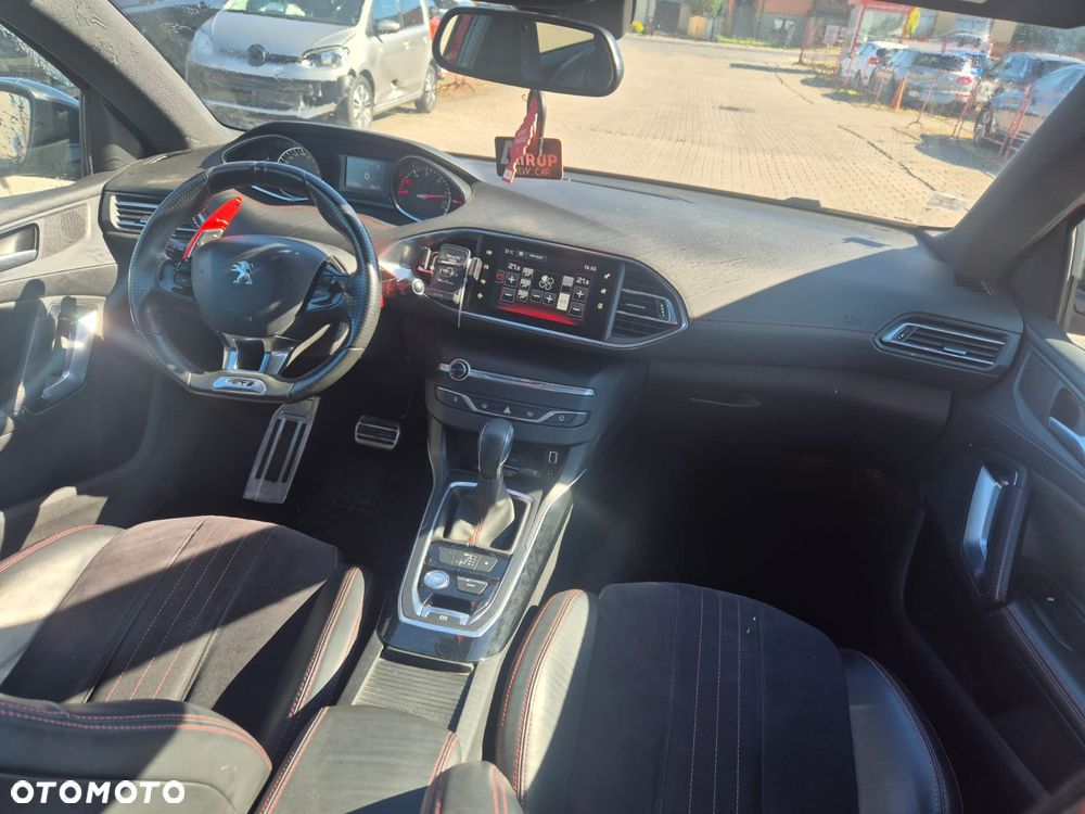 Peugeot 308 BlueHDi 180 EAT6 GT - 11