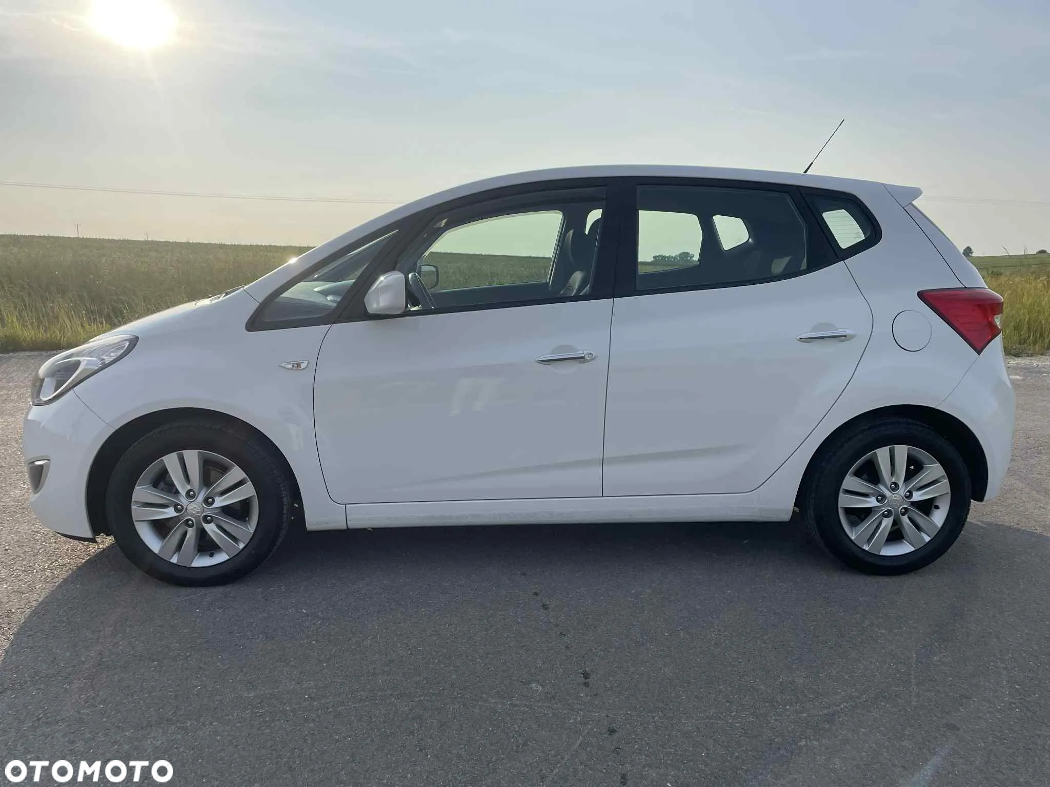 Hyundai ix20 1.4 blue Comfort - 3