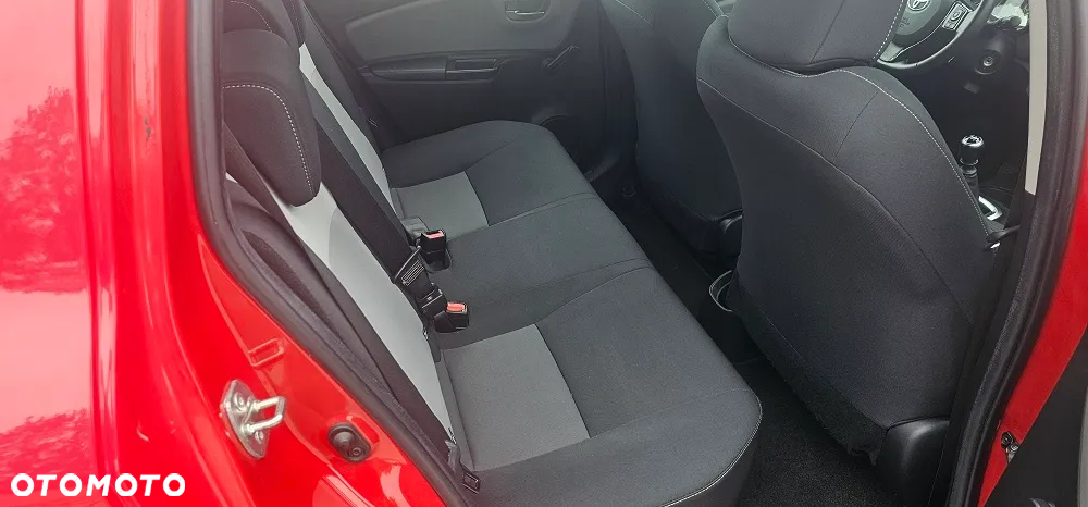Toyota Yaris 1.5 Premium - 16
