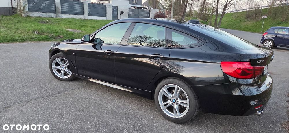 BMW 3GT 320i M Sport - 8