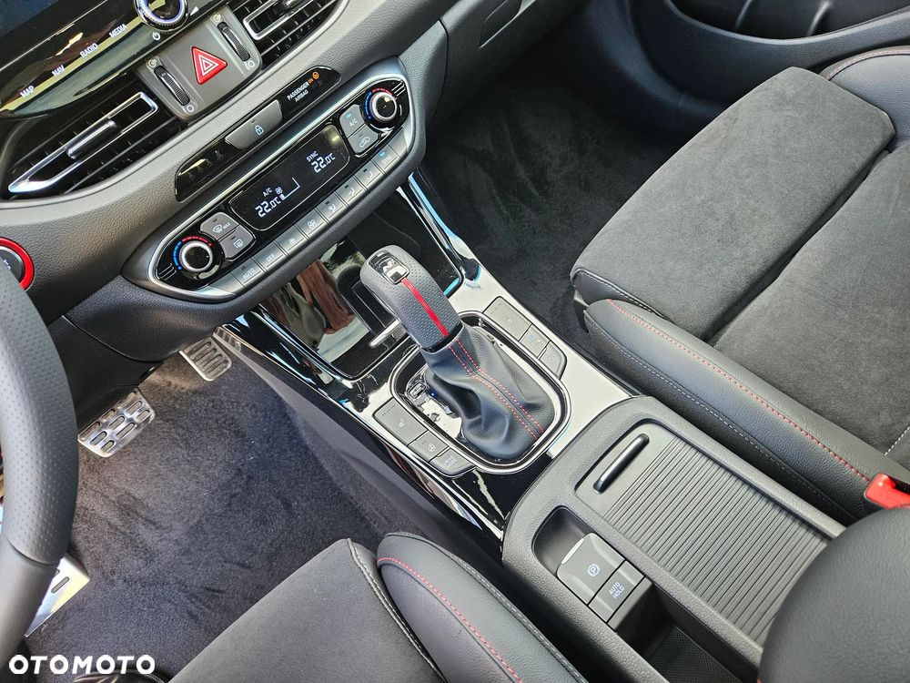 Hyundai i30 - 24