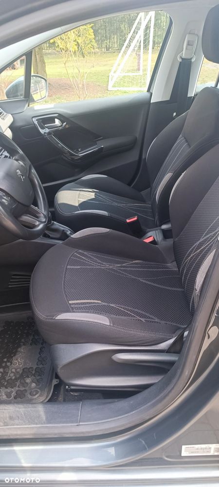 Peugeot 208 1.4 HDi Access - 10