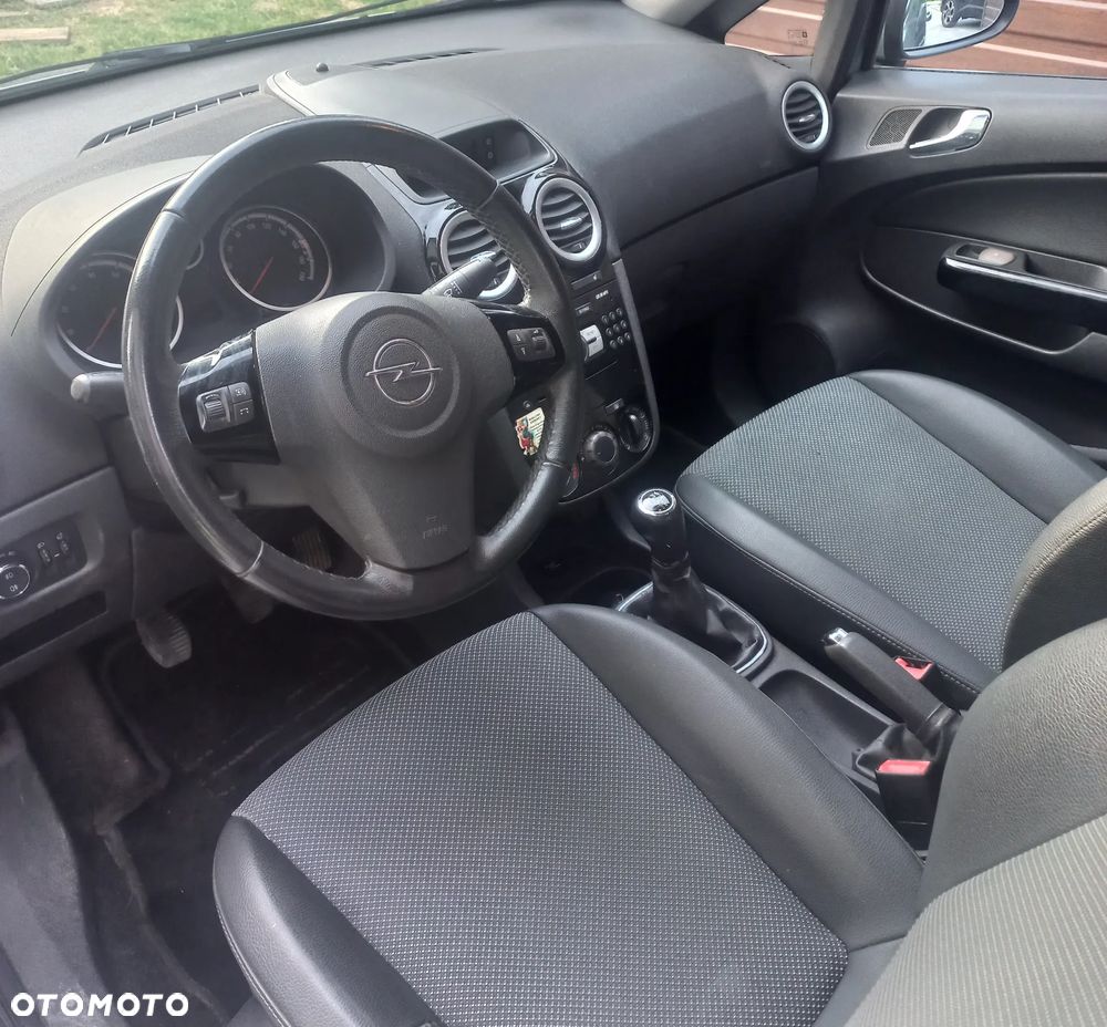 Opel Corsa - 6
