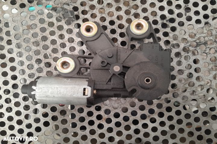 Motoras stergator luneta 7L0955712B Volkswagen VW Touareg generatia 1 7L  [din 2002 pana  2007] Cro - 1