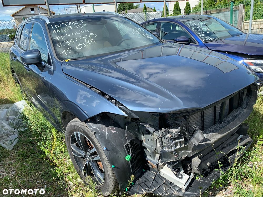 Volvo XC 60 T6 AWD Momentum - 3
