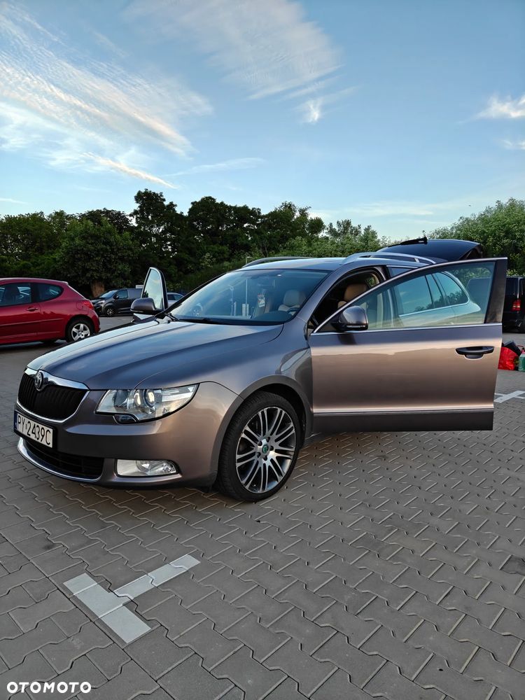 Skoda Superb 1.8 TSI Elegance DSG - 2