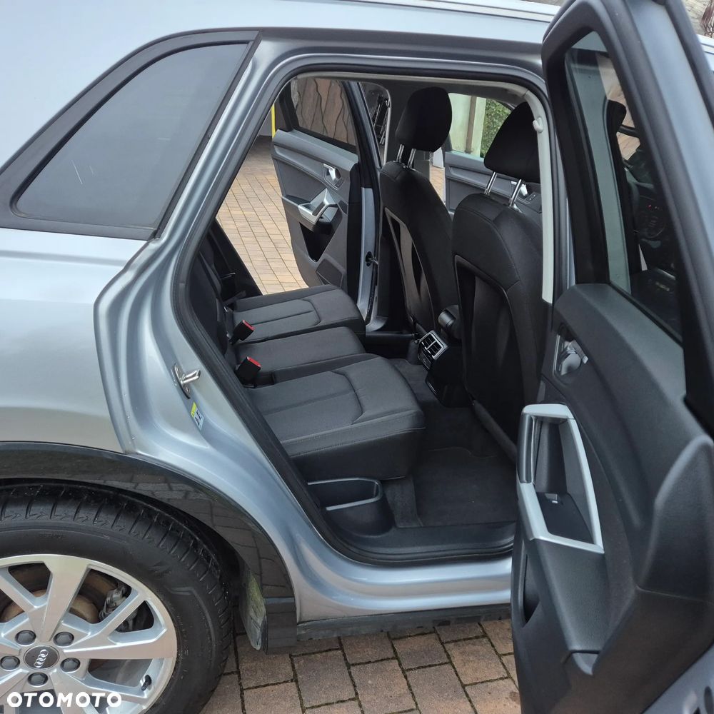 Audi Q3 35 TFSI S line - 19