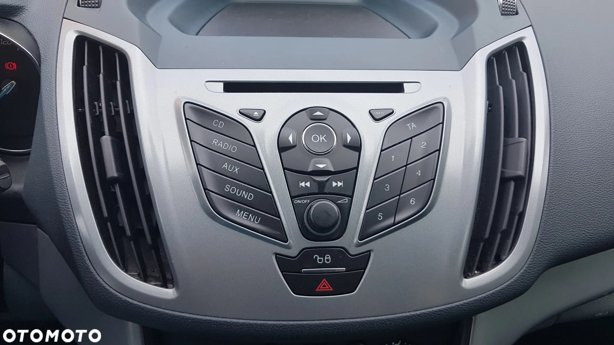 Ford Grand C-MAX - 13