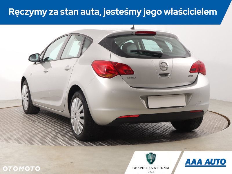 Opel Astra - 5