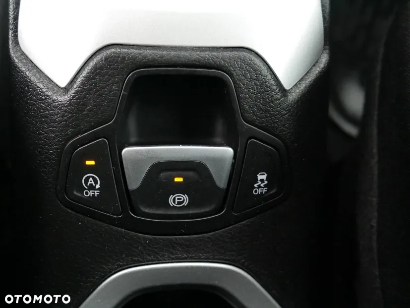Jeep Renegade 1.4 MultiAir Limited FWD S&S - 25