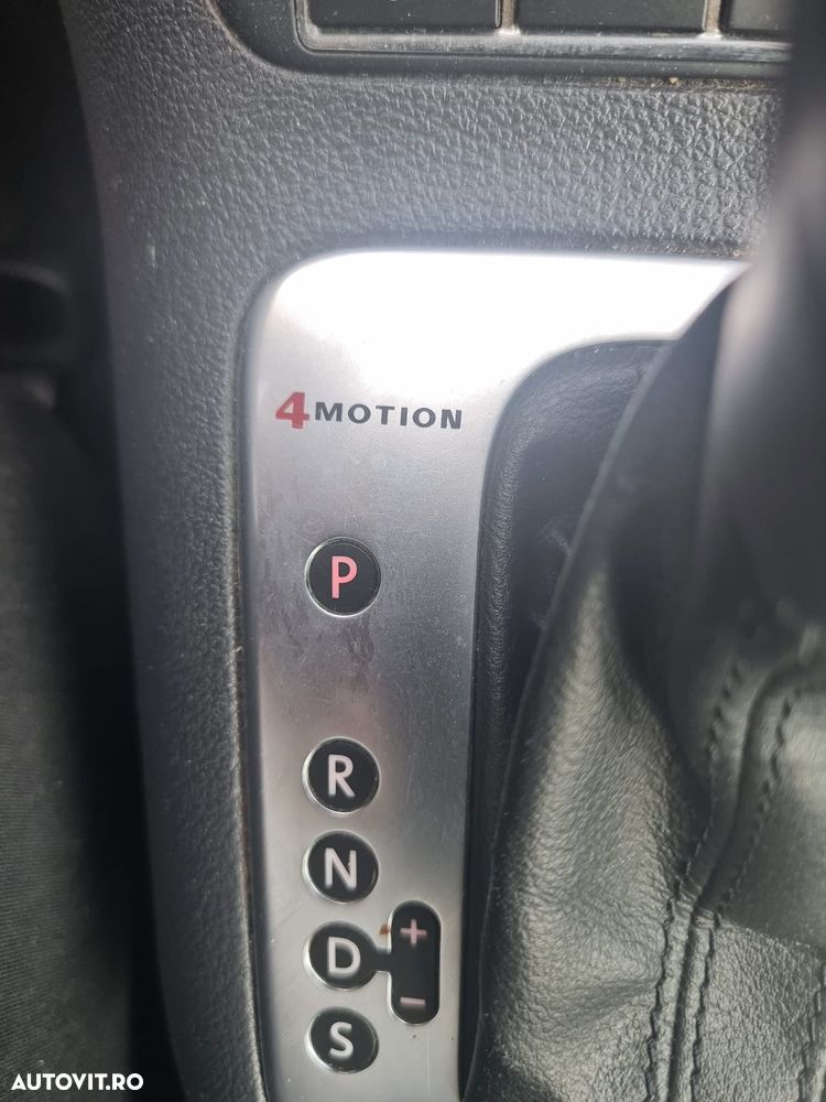 Volkswagen Tiguan 2.0 TDI 4Motion DSG BMT Track & Style - 16