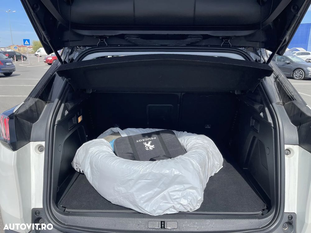 Peugeot 3008 225 e-EAT8 Allure Pack - 27