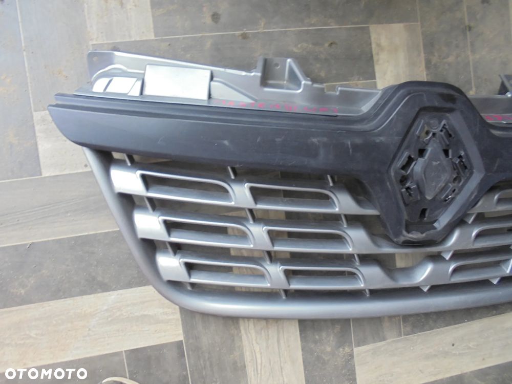 RENAULT MASTER III LIFT GRILL ATRAPA - 2