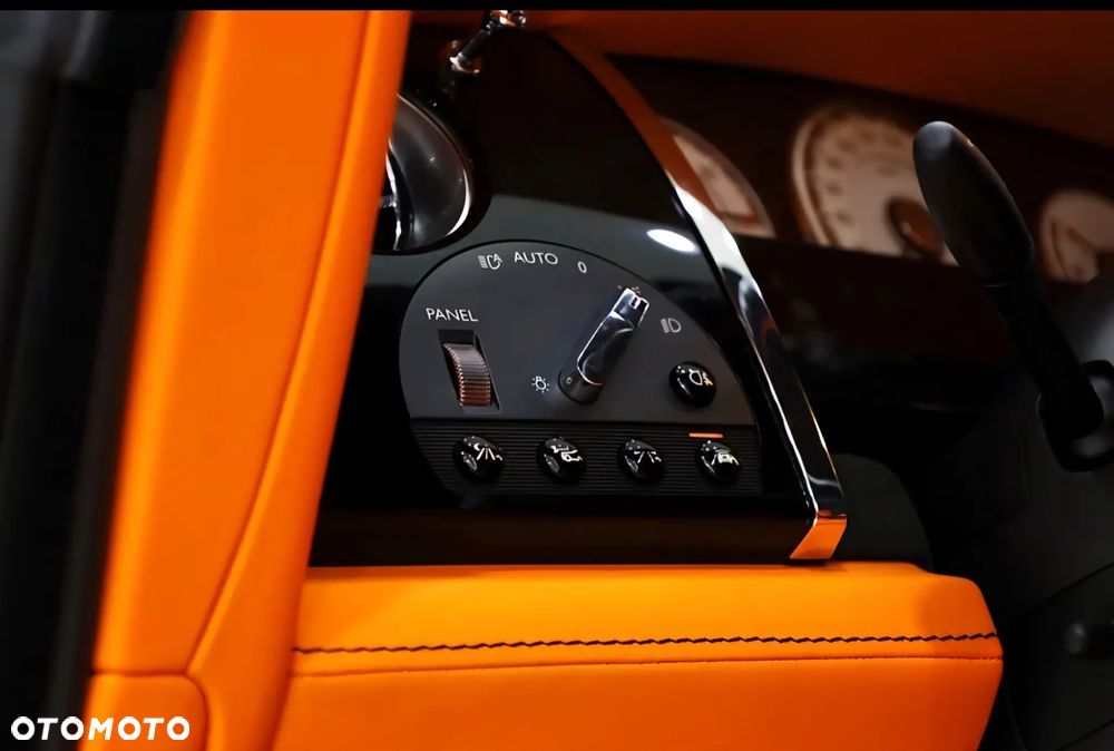 Rolls-Royce Wraith Black Badge - 21