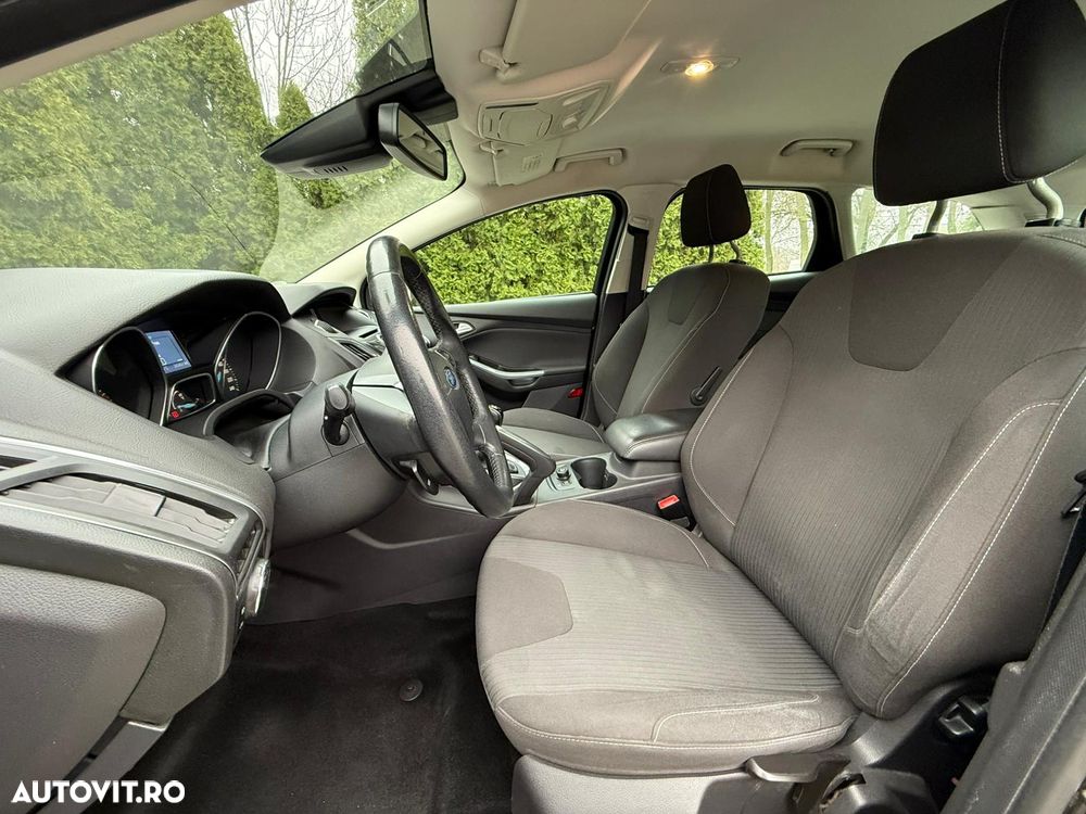 Ford Focus 2.0 TDCI DPF Titanium - 5