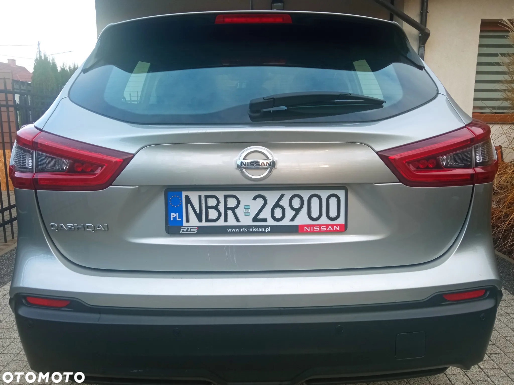 Nissan Qashqai 1.2 DIG-T N-Connecta EU6 - 4