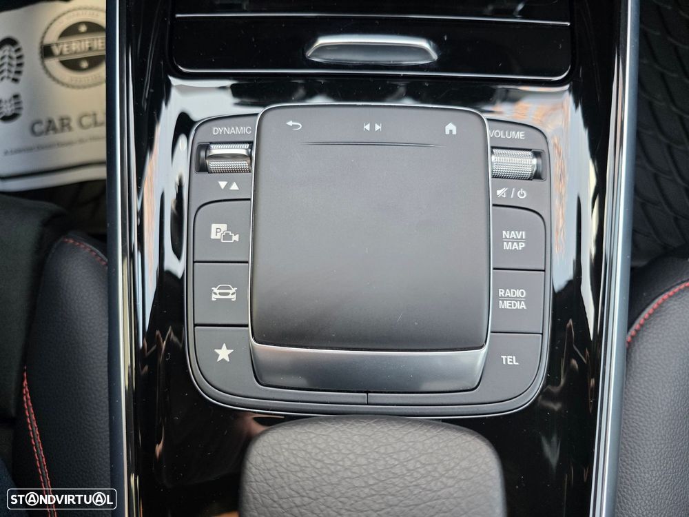 Mercedes-Benz GLB 200 d AMG Line - 27