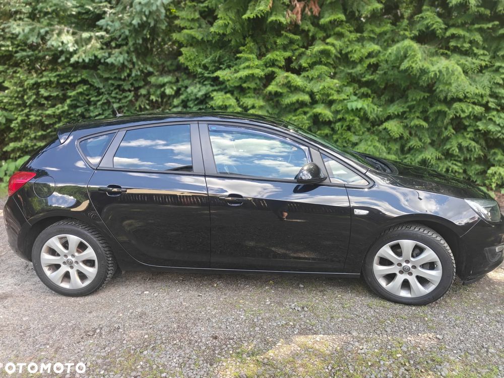 Opel Astra 1.4 T Cosmo EU6 - 19