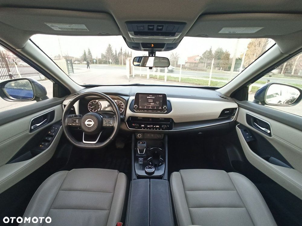 Nissan Rogue - 15